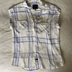 Rails flannel short sleeve top